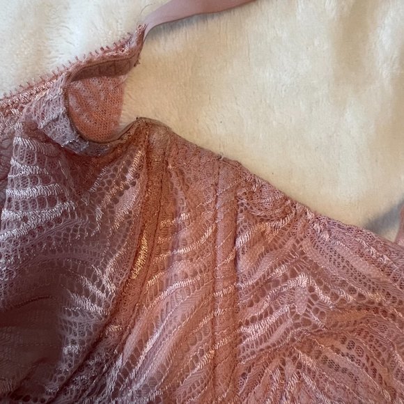 Victoria's Secret VERY SEXY Unlined Zebra Lace Demi Bra demure pink size 32DDD - Picture 7 of 15